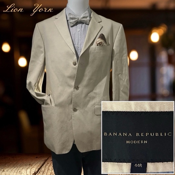 Banana Republic Beige Blazer